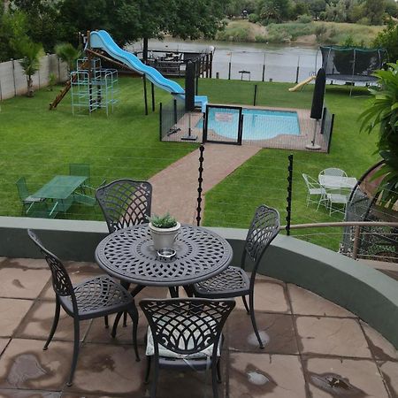 Moonriver Guesthouse Upington Extérieur photo