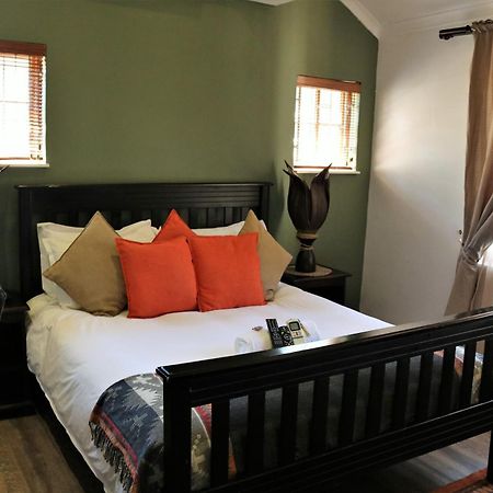 Moonriver Guesthouse Upington Extérieur photo