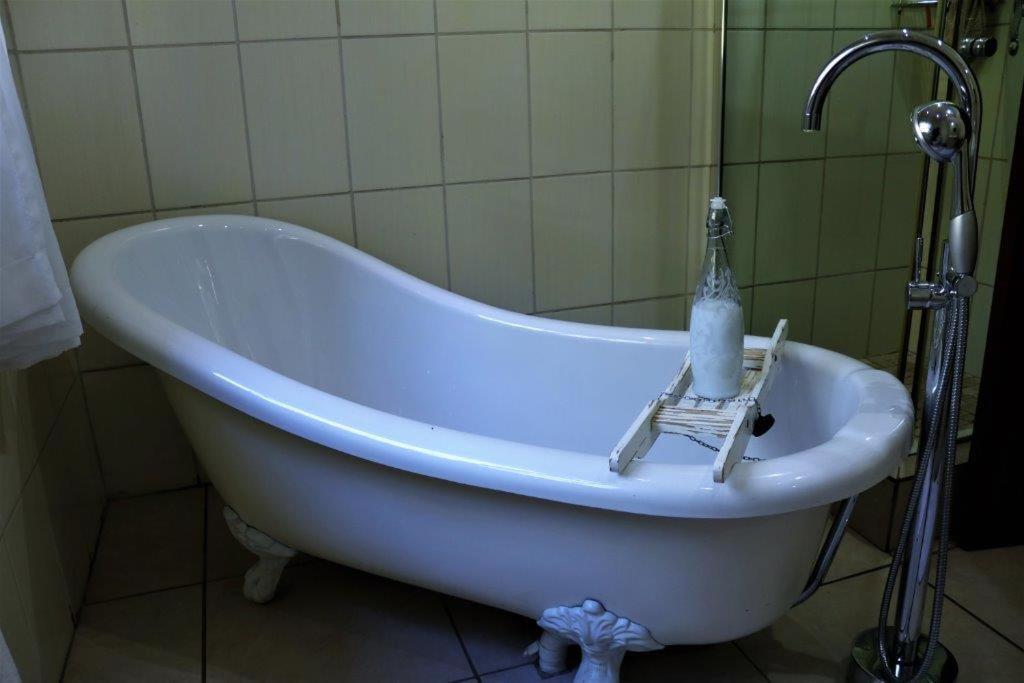 Moonriver Guesthouse Upington Extérieur photo