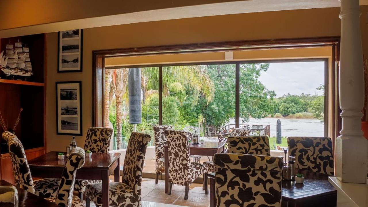 Moonriver Guesthouse Upington Extérieur photo