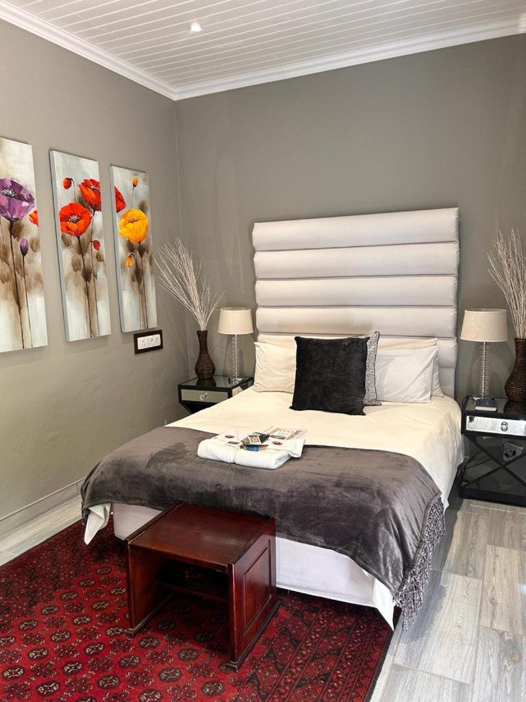 Moonriver Guesthouse Upington Extérieur photo