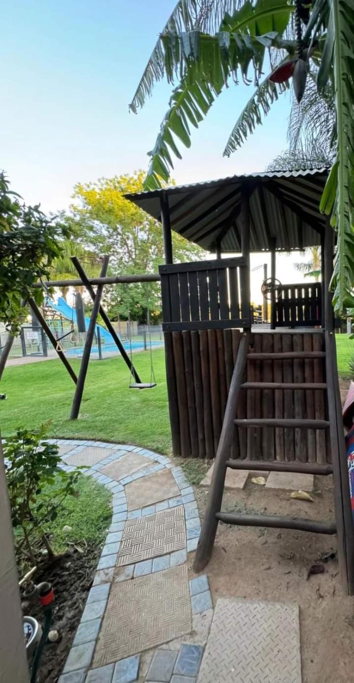 Moonriver Guesthouse Upington Extérieur photo